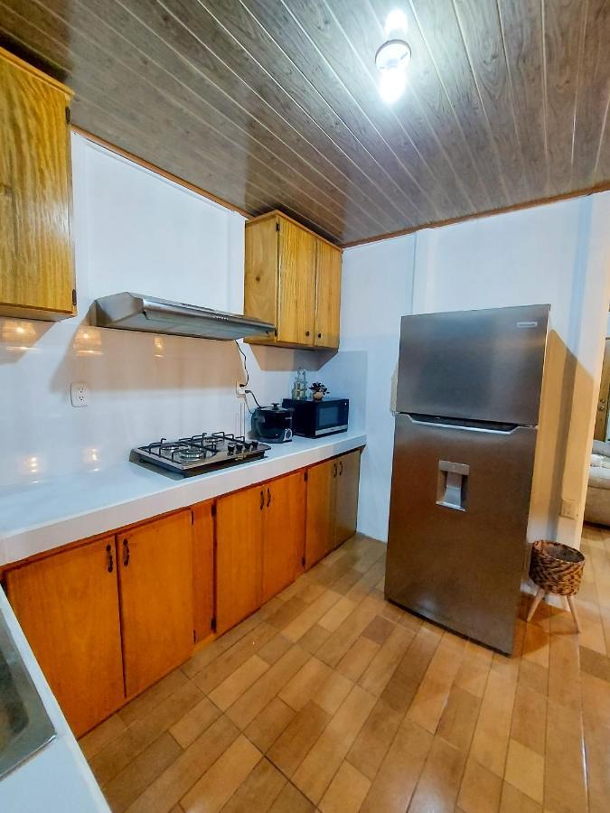 הוילה Puerto Jiménez Casa Bambu, Con Ac Y Wifi מראה חיצוני תמונה