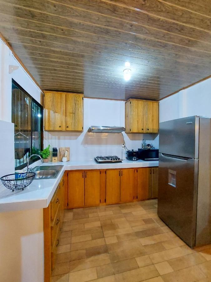 הוילה Puerto Jiménez Casa Bambu, Con Ac Y Wifi מראה חיצוני תמונה