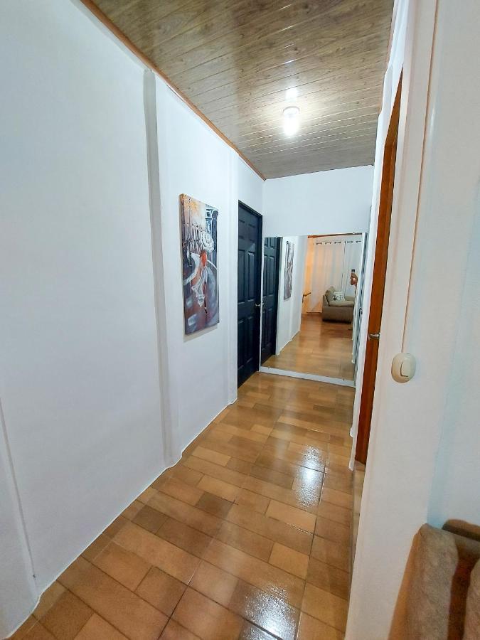 הוילה Puerto Jiménez Casa Bambu, Con Ac Y Wifi מראה חיצוני תמונה